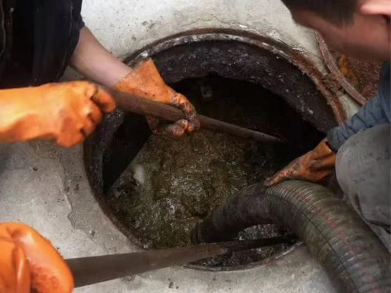 宿迁清理化粪池时如何避免沼气的危害？